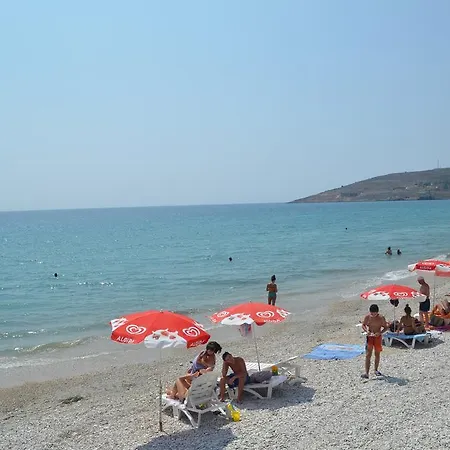 Bujar Qeparo