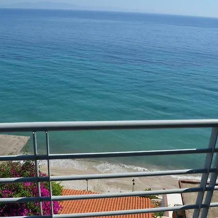 Bujar Apartment Qeparo